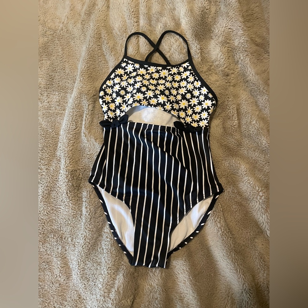 One piece swimsuit